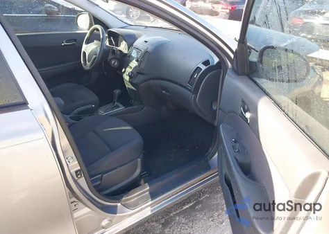 2011 Hyundai Elantra Touring Gls from USA, damaged, VIN KMHDC8AE6BU110706